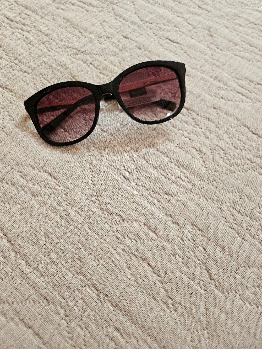 LC Lauren Conrad Black Frame Sunglasses with Pink Lenses